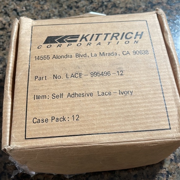 Lot of 10 Peel & Stick Lace Edging White Floral Shelves Decor NEW!! - Picture 10 of 10